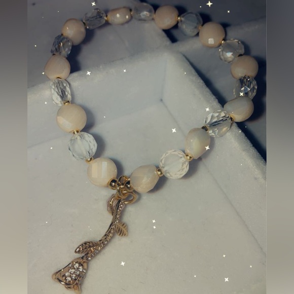 Devotion - Picture 4 of 8